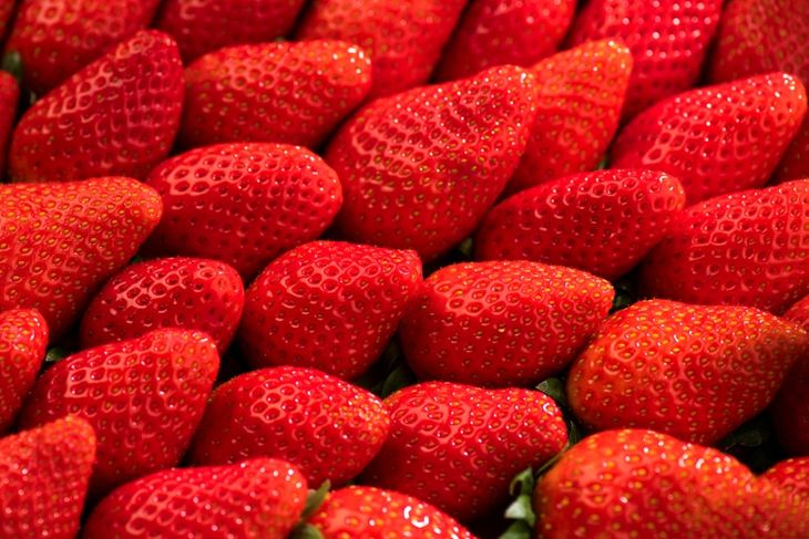Strawberry, fresh ripe strawberries background close-up