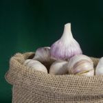 Discover the 12 Remarkable Health Benefits of Garlic