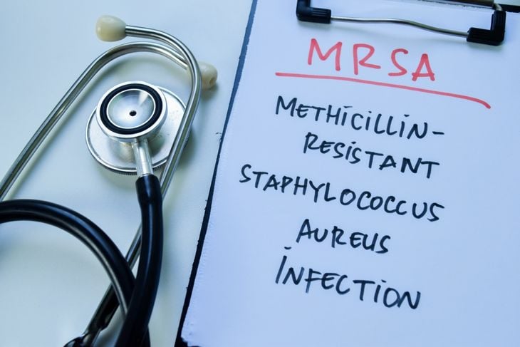 12 Effective Natural Remedies for MRSA