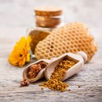 10 Health Benefits of Bee Pollen