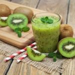 10 Big Health Benefits Packed Into a Small Kiwi