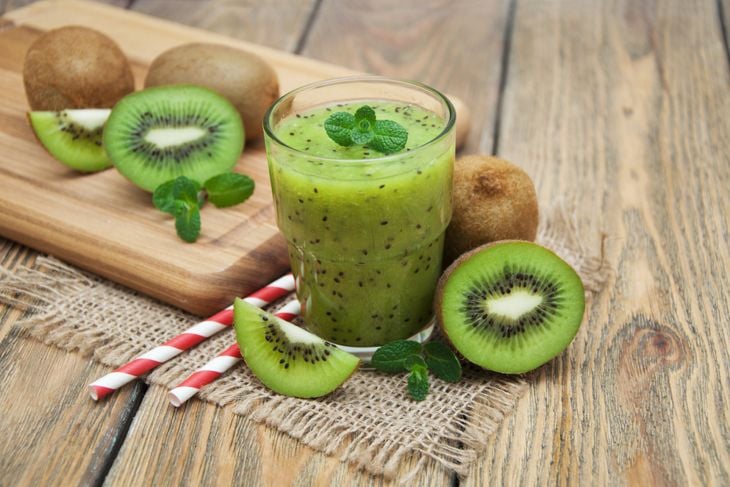 10 Big Health Benefits Packed Into a Small Kiwi