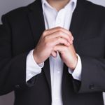 10 Frequently Asked Questions About Cracking Your Knuckles
