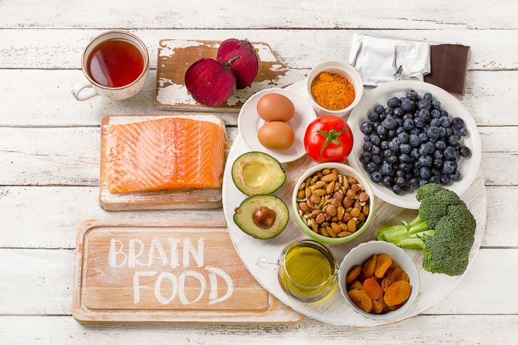 25 Foods to Include in Your Diet for Better Brain Health