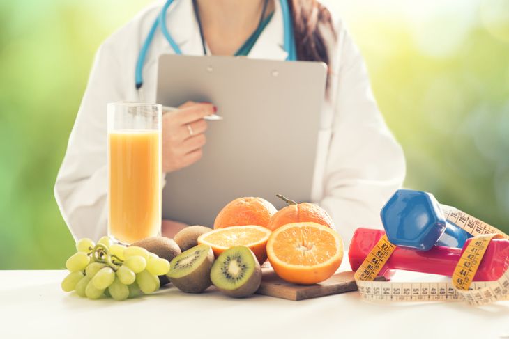 8 Reasons You Should See a Nutritionist