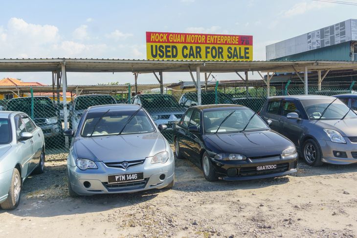 Pros and Cons of "Buy Here Pay Here" Dealerships
