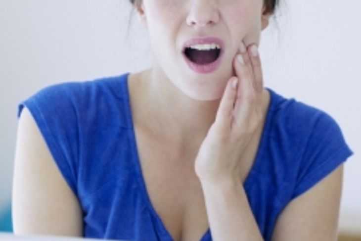 10 Key Symptoms of Jaw Pain and How to Treat Them