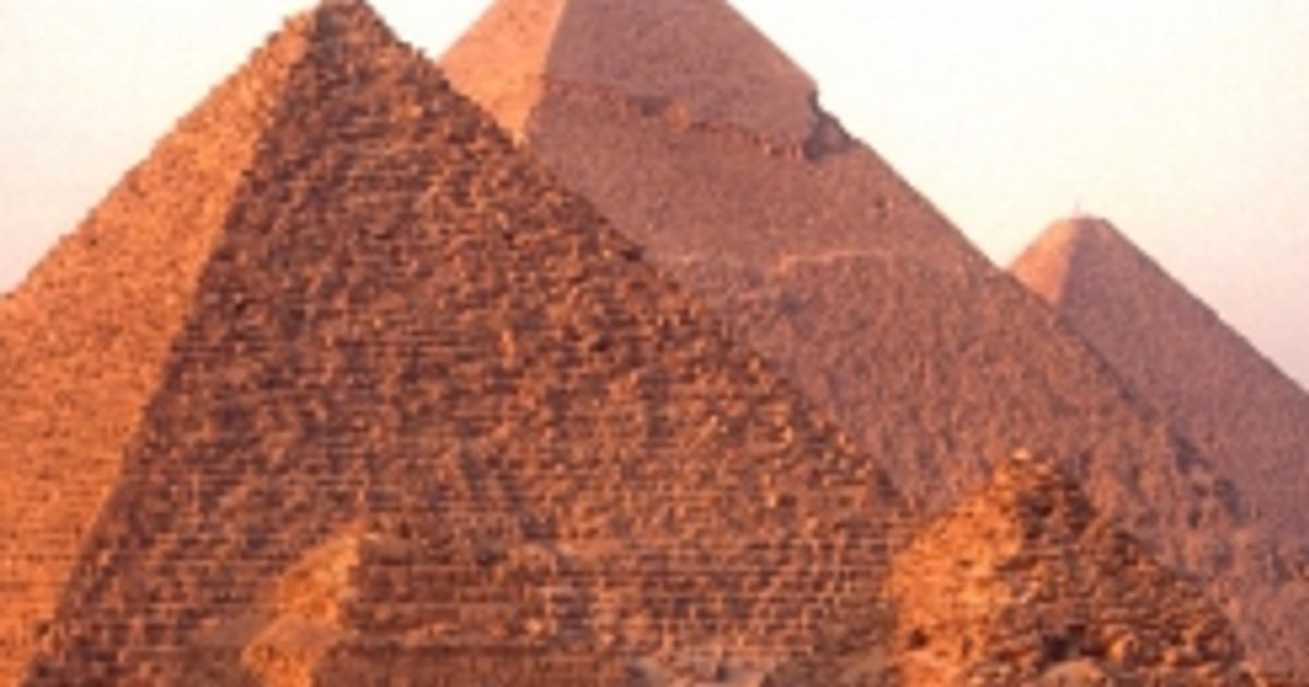 Who Built the Pyramids of Giza and Why? - Facty