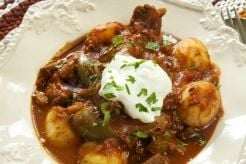 How to Make Slow-Cooker or Instant Pot Traditional Hungarian Goulash