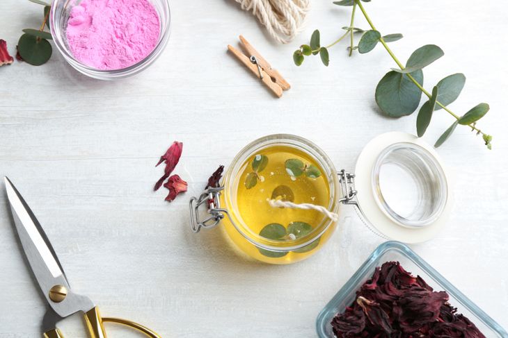 How To Make Candles To Give As Gifts To Family And Friends