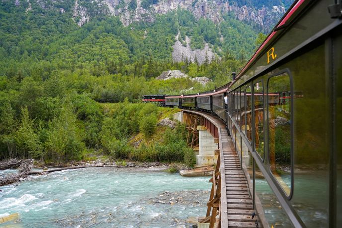 Top Scenic Canadian Train Tours
