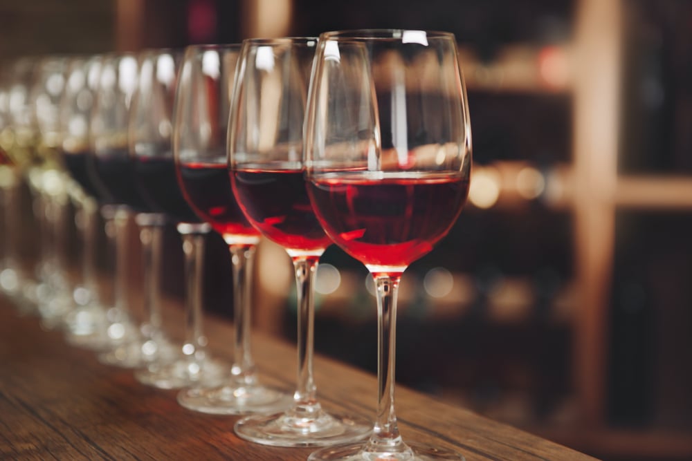 10 Healthy Reasons to Pour Yourself a Glass of Red Wine Tonight (And Every Night) Facty Health