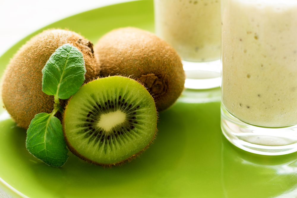 10 Big Health Benefits Packed Into a Small Kiwi Facty Health