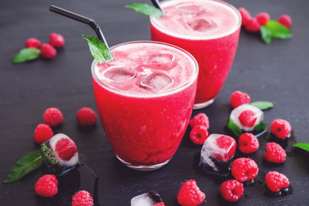 10 Reasons to Grab a Handful of Raspberries Right Now Facty Health