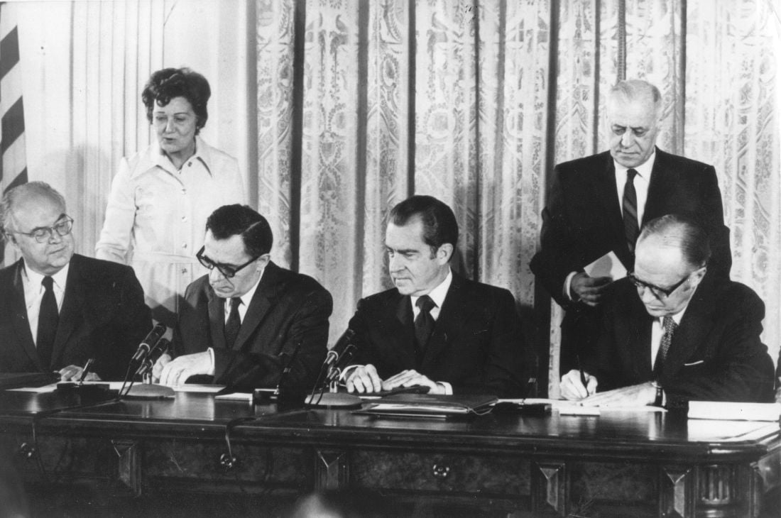 What Was the Watergate Scandal? Facty