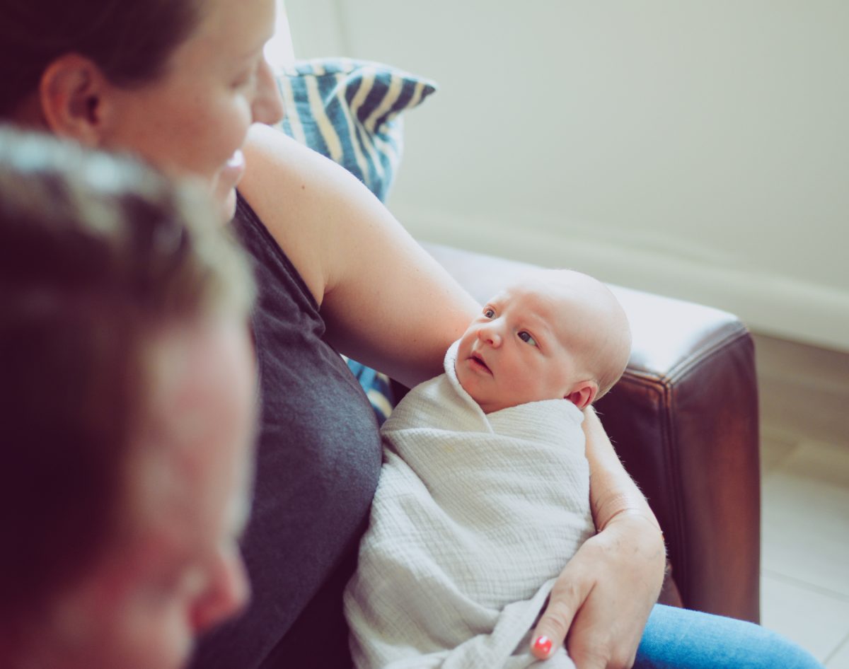 A Closer Look at the Pros and Cons of Swaddling Facty