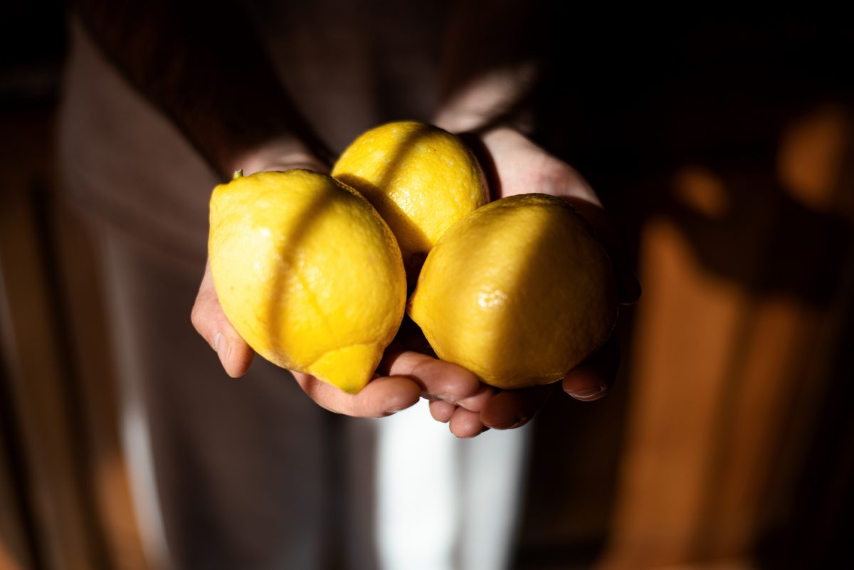 17 Health Benefits of Lemon Water Facty Health