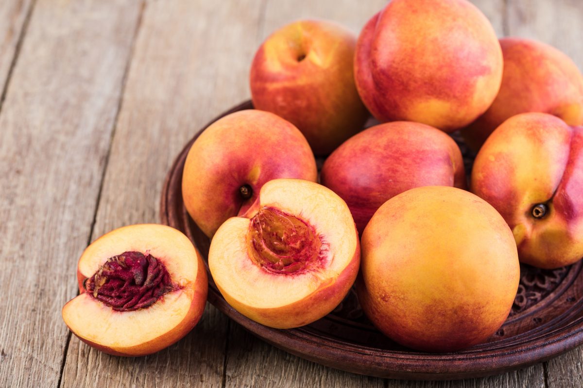 The LowCalorie, AntioxidantRich Peach Facty Health