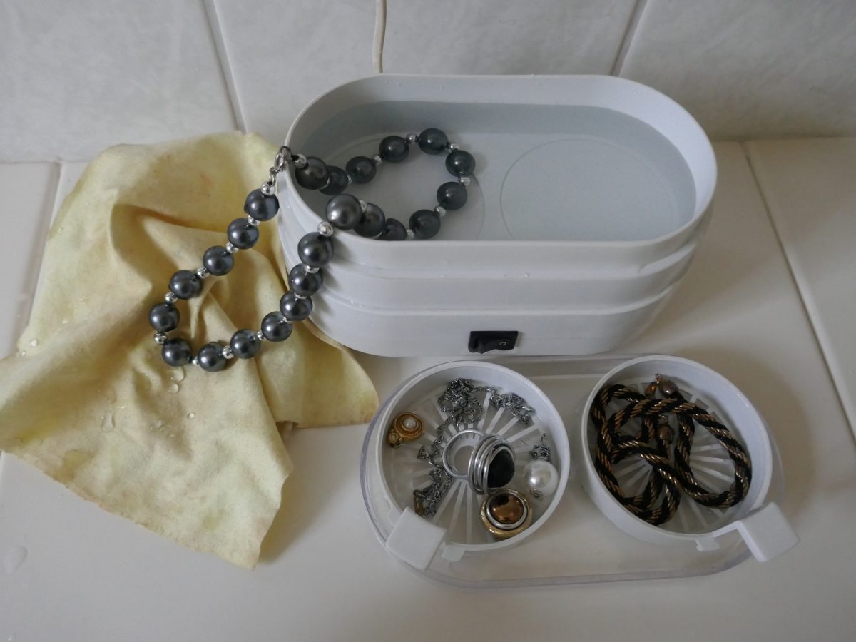 It's Easy to Clean Your Jewelry With Household Supplies Facty