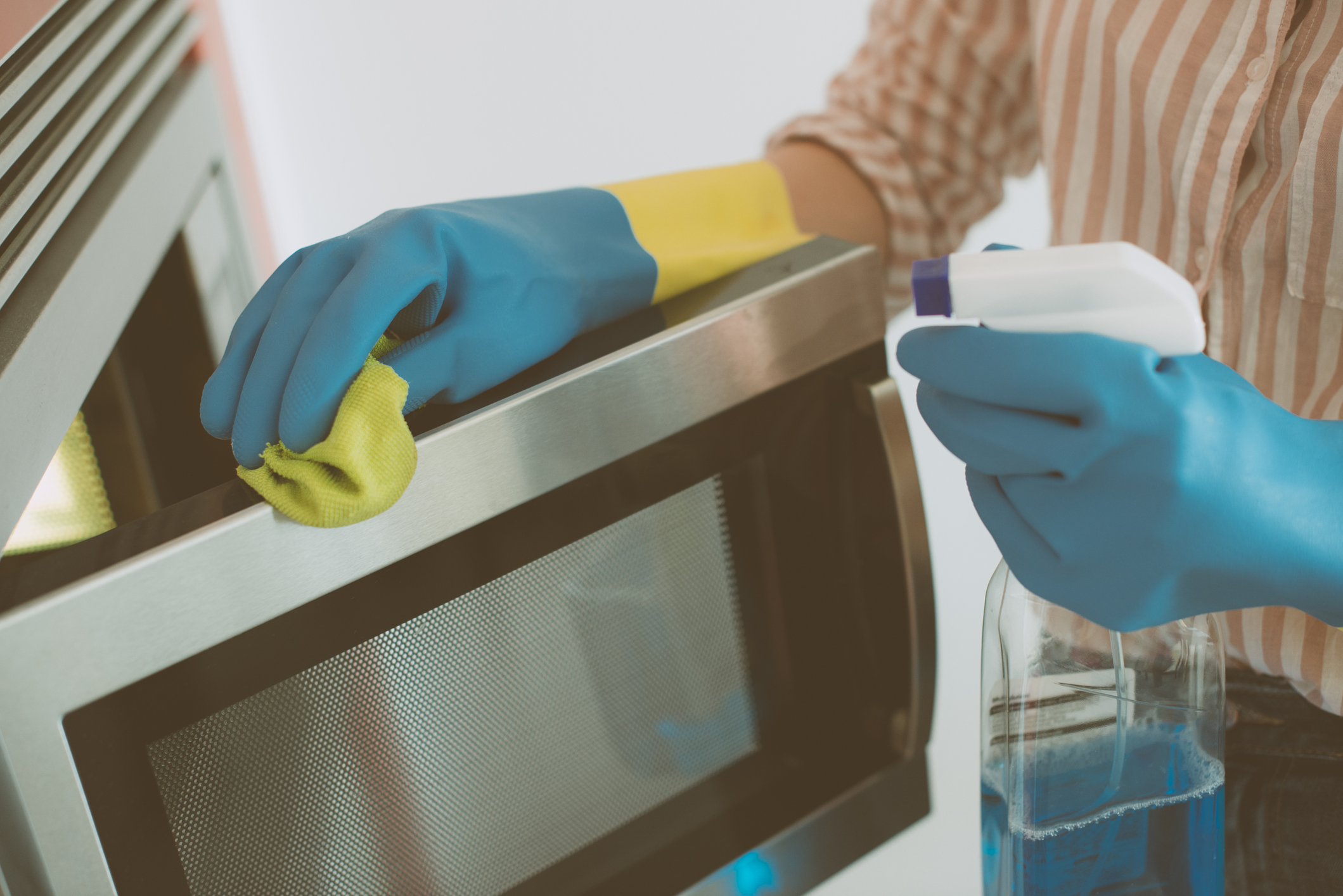 Easy Ways To Keep Your Microwave Clean Facty